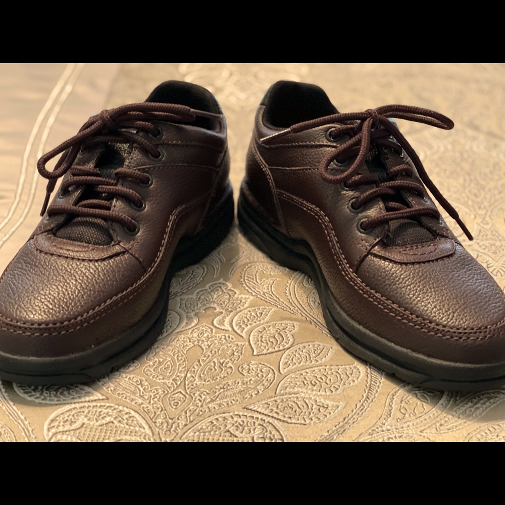 Rockport K70084 brown men’s Eureka Walking Shoe